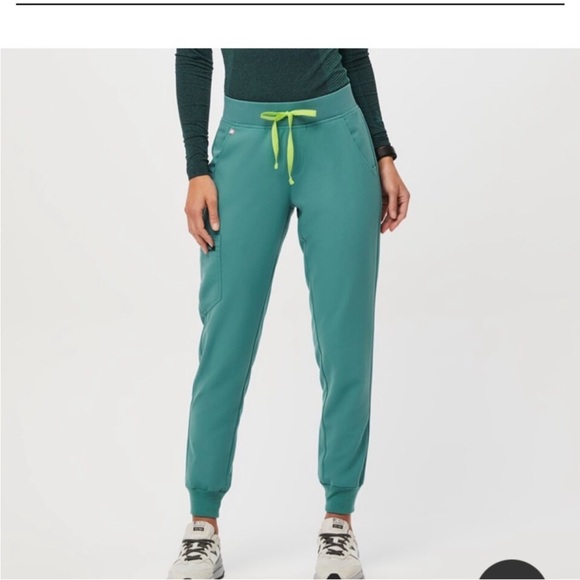 Figs High Waisted Zamora Joggers Scrub Pants - Picture 7 of 10